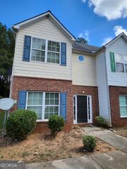 285 Brookview Drive, Riverdale, GA 30274