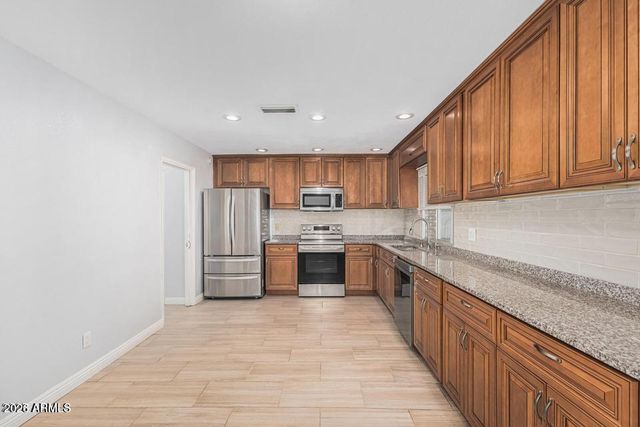 4328 W ALTADENA Avenue, Glendale, AZ 85304