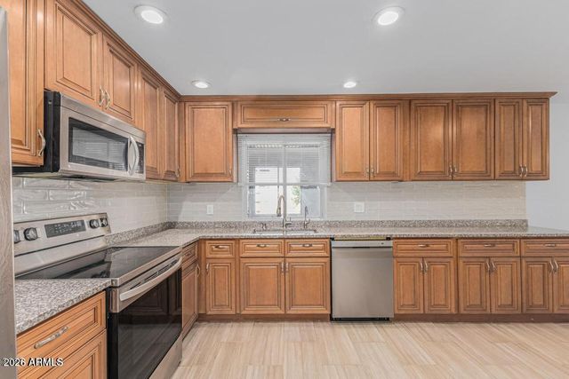 4328 W ALTADENA Avenue, Glendale, AZ 85304