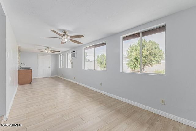 4328 W ALTADENA Avenue, Glendale, AZ 85304