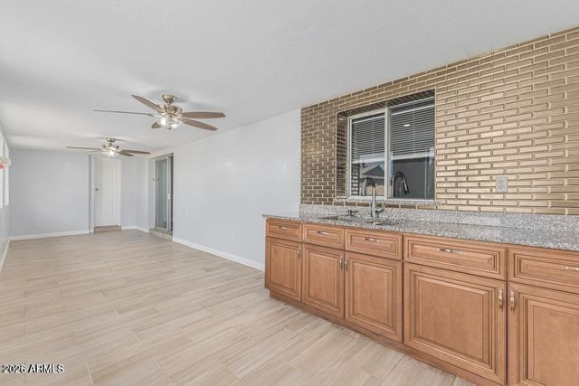 4328 W ALTADENA Avenue, Glendale, AZ 85304