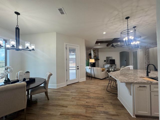 3922 Hidden Hills Cir, Longview, TX 75605