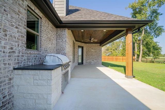 3922 Hidden Hills Cir, Longview, TX 75605