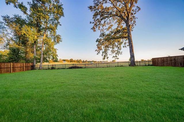 3922 Hidden Hills Cir, Longview, TX 75605