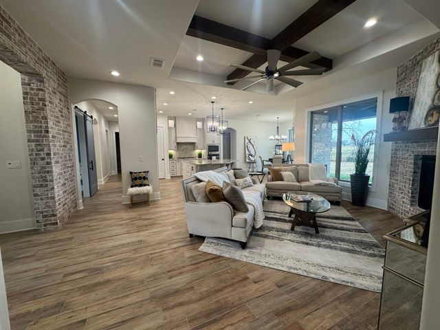 3922 Hidden Hills Cir, Longview, TX 75605