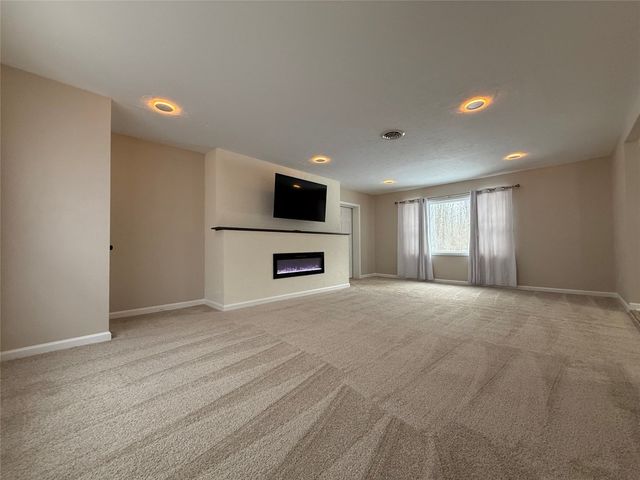 7207 E LAKE Road, Erie, PA 16511