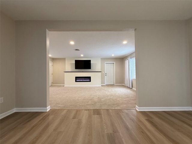 7207 E LAKE Road, Erie, PA 16511