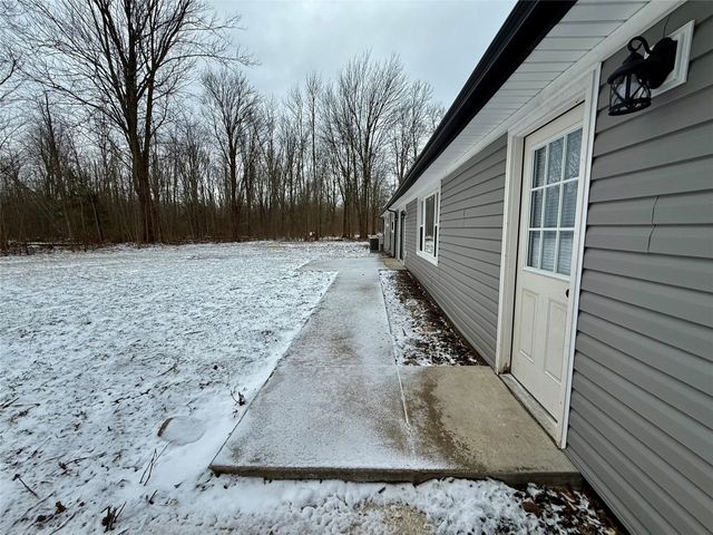 7207 E LAKE Road, Erie, PA 16511