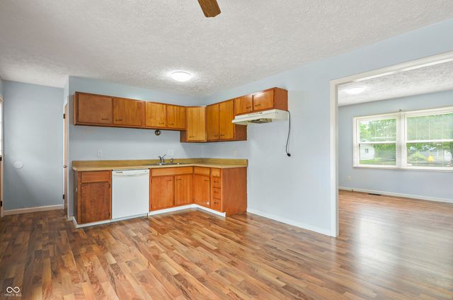 8104 Pickford Drive, Indianapolis, IN 46227