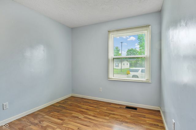 8104 Pickford Drive, Indianapolis, IN 46227