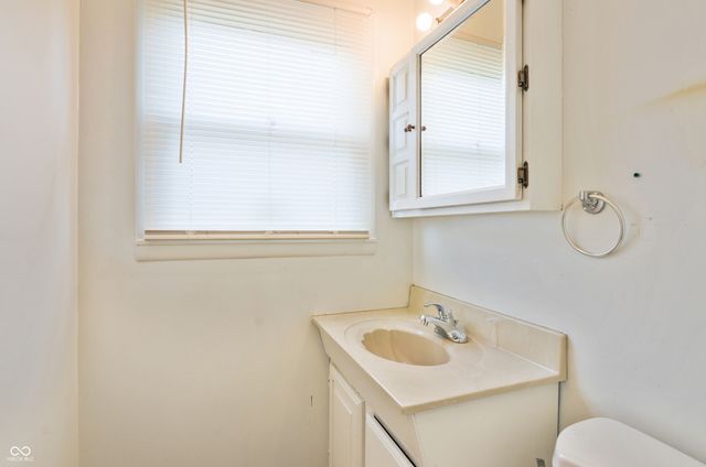 8104 Pickford Drive, Indianapolis, IN 46227