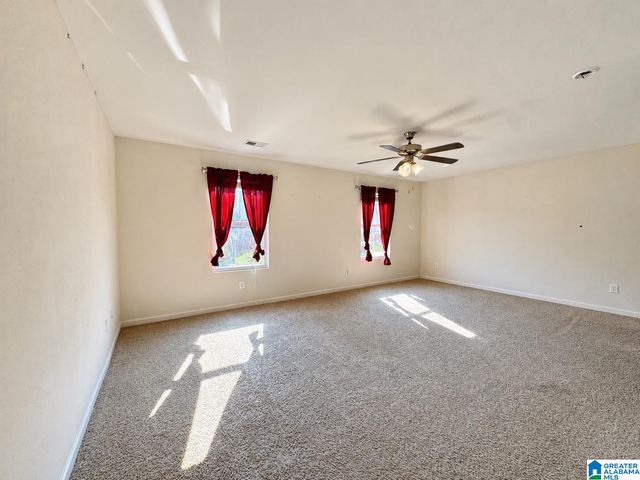 2050 KERRY CIRCLE, Calera, AL 35040