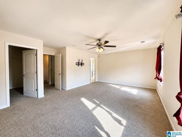 2050 KERRY CIRCLE, Calera, AL 35040
