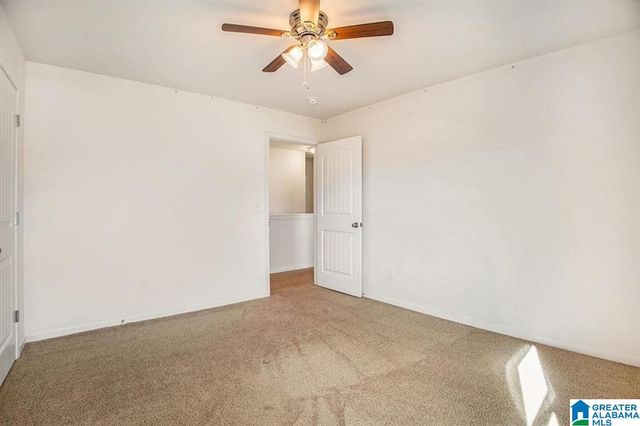 2050 KERRY CIRCLE, Calera, AL 35040