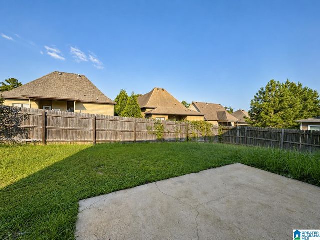 2050 KERRY CIRCLE, Calera, AL 35040