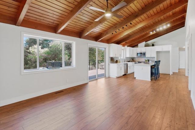 18082 Hummingbird, Penn Valley, CA 95946