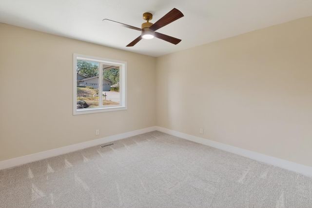 18082 Hummingbird, Penn Valley, CA 95946
