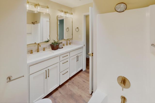 18082 Hummingbird, Penn Valley, CA 95946