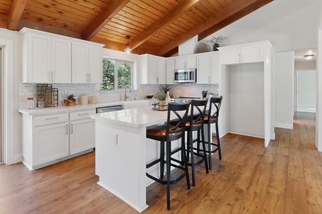 18082 Hummingbird, Penn Valley, CA 95946