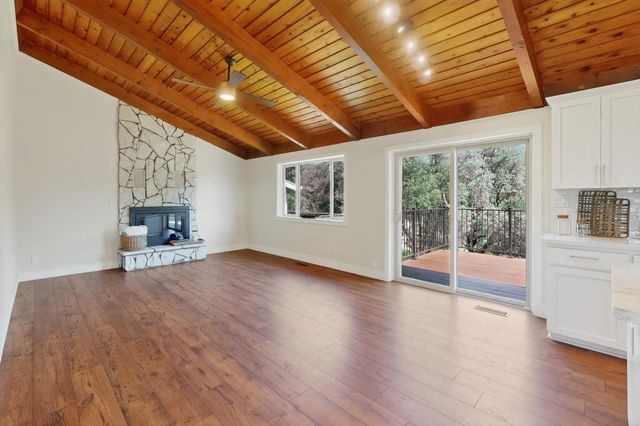 18082 Hummingbird, Penn Valley, CA 95946