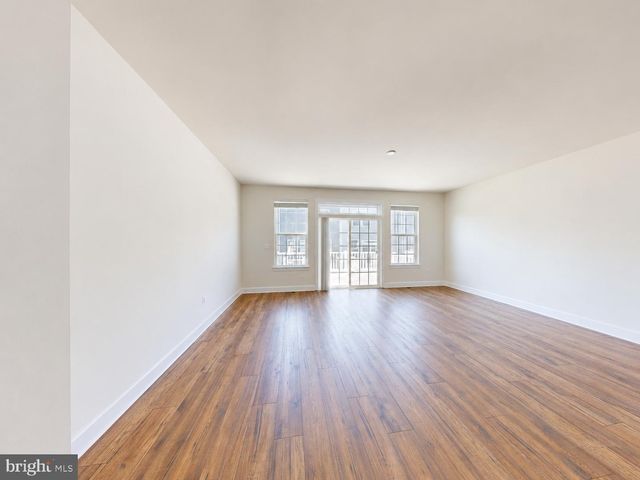 15305 LINVILLE CREEK DR, Haymarket, VA 20169