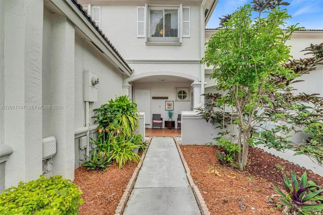 16221 SW 72nd Ter, Miami, FL 33193