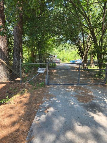 122 N Main Street, Ridgeville, SC 29472