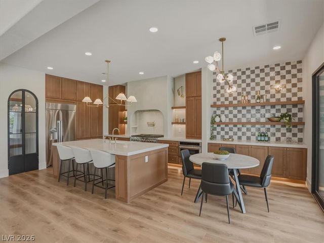 11533 Glowing Sunset Lane, Las Vegas, NV 89135