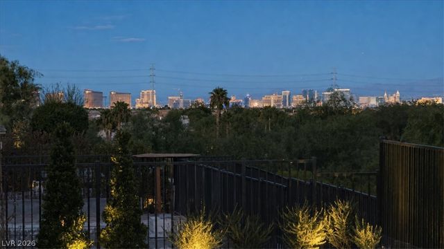 11533 Glowing Sunset Lane, Las Vegas, NV 89135