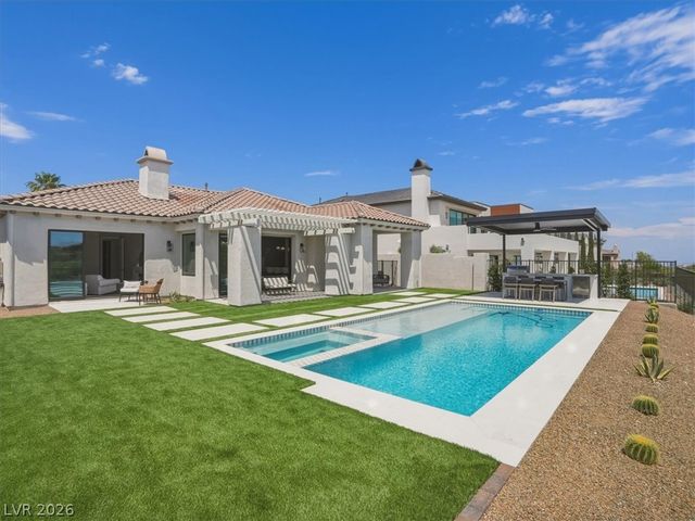 11533 Glowing Sunset Lane, Las Vegas, NV 89135
