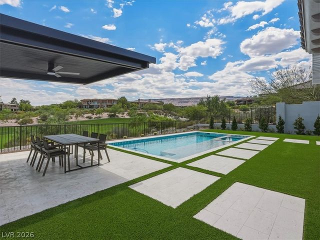 11533 Glowing Sunset Lane, Las Vegas, NV 89135