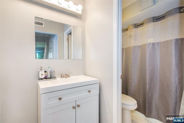 521 Piermont Avenue 119A, River Vale, NJ 07675