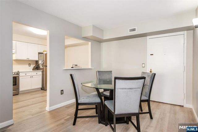 521 Piermont Avenue 119A, River Vale, NJ 07675
