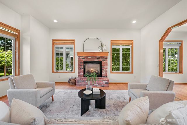5887 Bay Pine Court, Ferndale, WA 98248