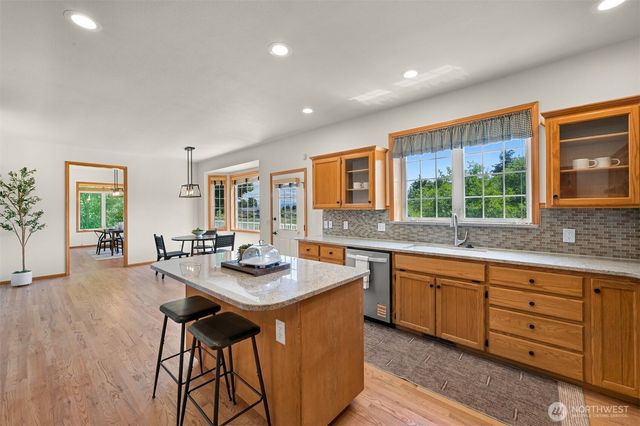 5887 Bay Pine Court, Ferndale, WA 98248