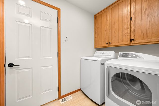 5887 Bay Pine Court, Ferndale, WA 98248