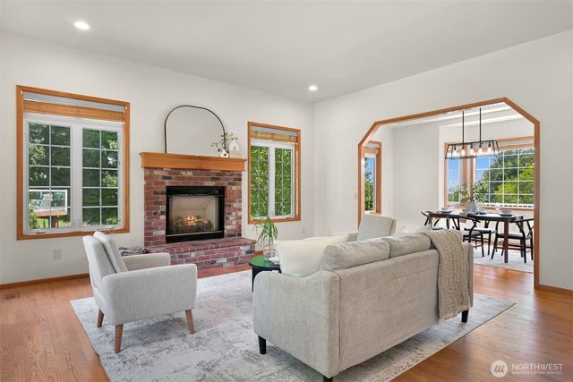 5887 Bay Pine Court, Ferndale, WA 98248