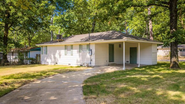 18 Westminister Drive, Little Rock, AR 72209
