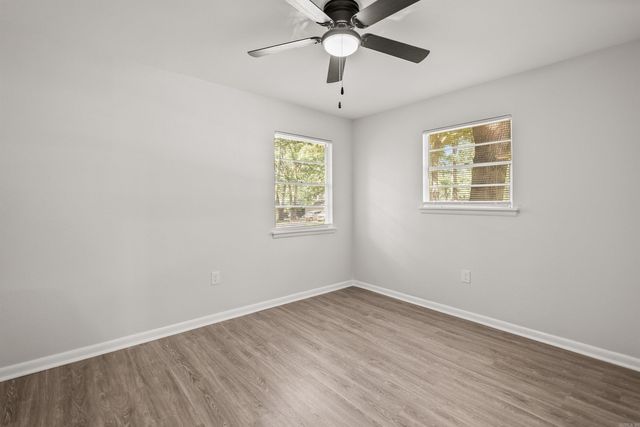18 Westminister Drive, Little Rock, AR 72209