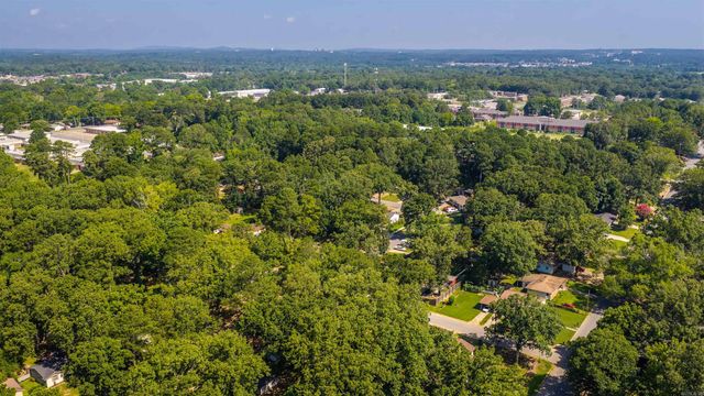 18 Westminister Drive, Little Rock, AR 72209