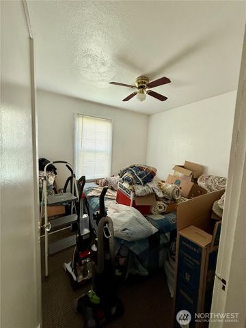 313 S Birch St, Omak, WA 98841