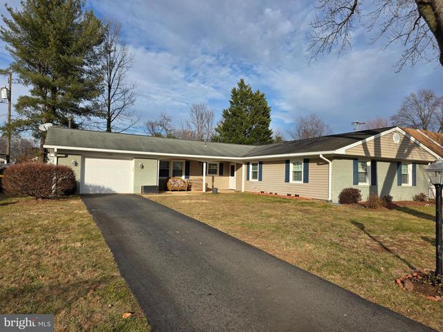 13128 MOSS RANCH LN, Fairfax, VA 22033