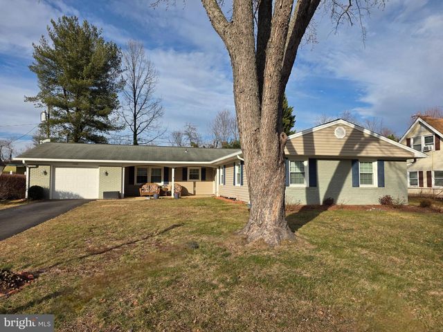 13128 MOSS RANCH LN, Fairfax, VA 22033