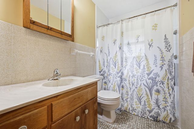 4002 7th Avenue, Anoka, MN 55303