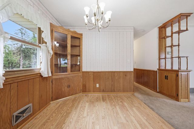 4002 7th Avenue, Anoka, MN 55303