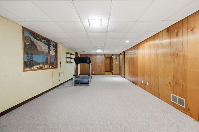 4002 7th Avenue, Anoka, MN 55303