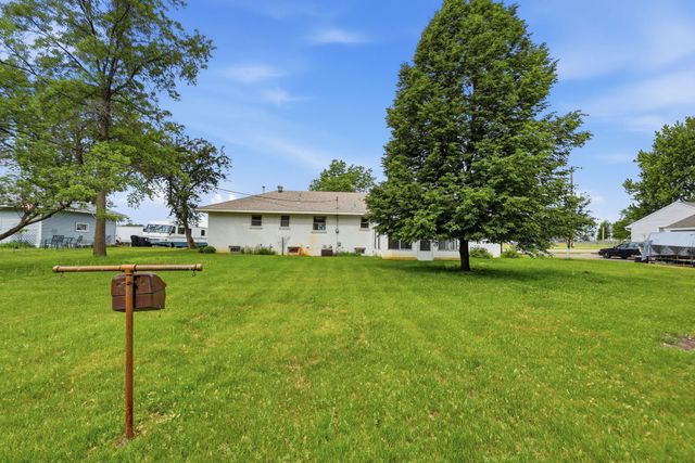 4002 7th Avenue, Anoka, MN 55303