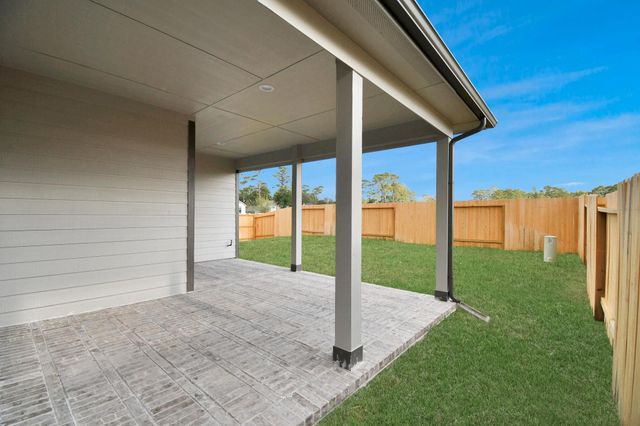 11911 Royal Willow Lane, Houston, TX 77066