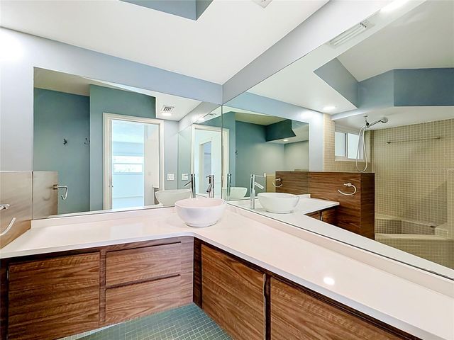 210 DOLPHIN POINT C, Clearwater Beach, FL 33767