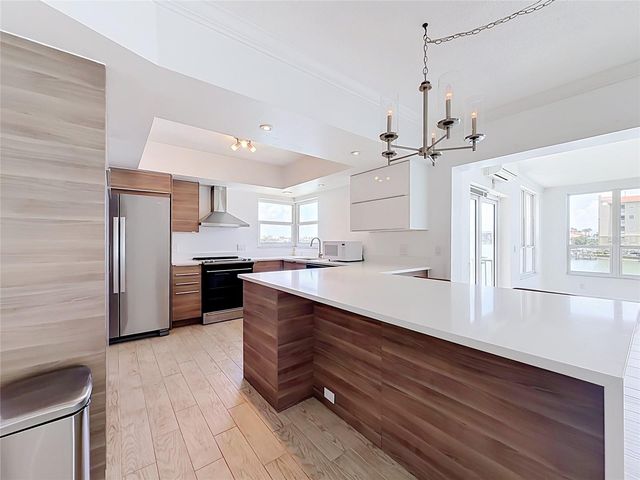 210 DOLPHIN POINT C, Clearwater Beach, FL 33767